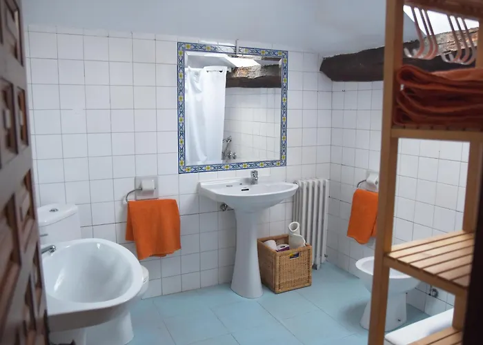 Impresionante Caserio Montanes Del Siglo Xvii Villa *