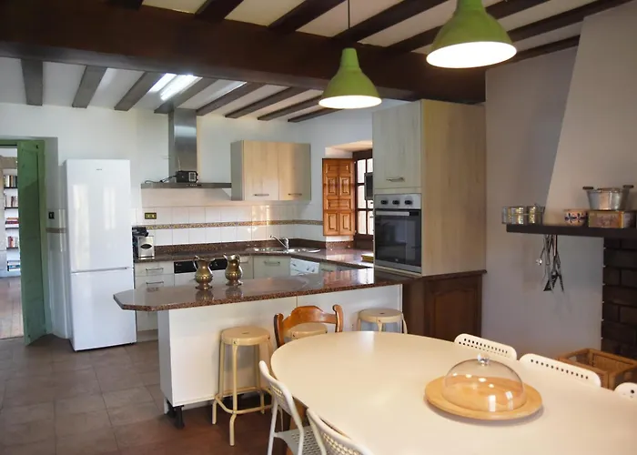 Villa Impresionante Caserio Montanes Del Siglo Xvii Entrambasaguas (Entrambasaguas)