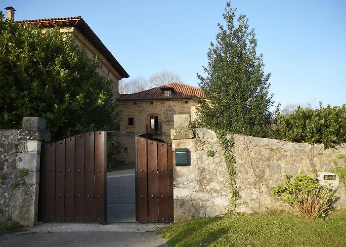 Impresionante Caserio Montanes Del Siglo Xvii Entrambasaguas (Entrambasaguas)